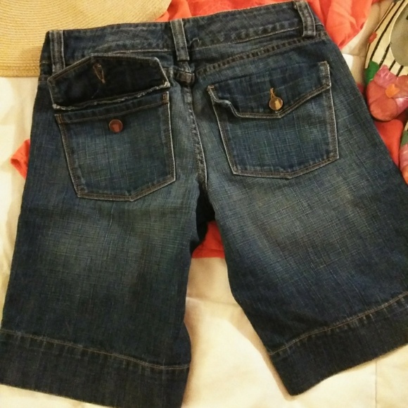 Jak & Rae Jean Shorts - Picture 2 of 3